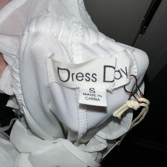 Lilly Ruffle Open Back Maxi Dress: White - Picture 4 of 4